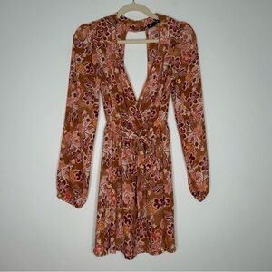 Max + Ash Long Sleeve Floral Mini Dress Deep V Open Back Size Medium Spring